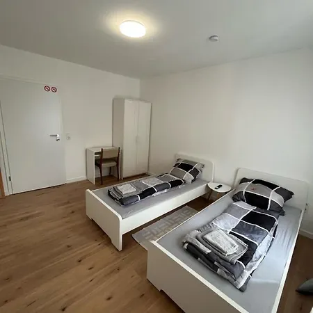 Uebernachtung By Tag Apartment