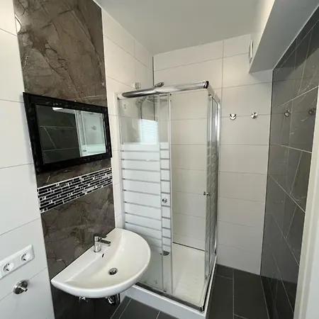 Uebernachtung By Tag