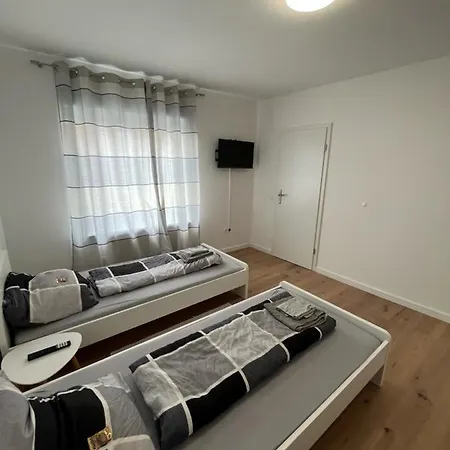 Uebernachtung By Tag アパート *