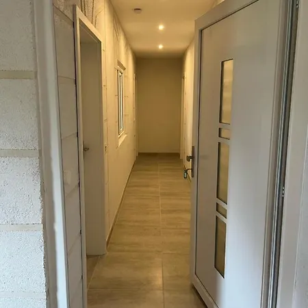 アパート Uebernachtung By Tag