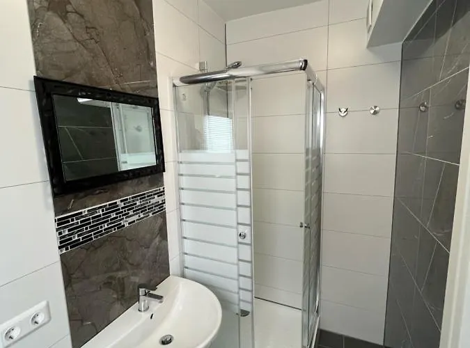 Uebernachtung By Tag